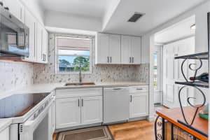 18081 Country Club Drive, Jupiter, FL 33469 - MLS#B26033081