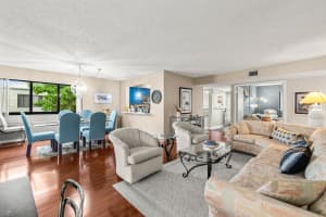 5687 Fairway Park Drive, Boynton Beach, FL 33437 - MLS#B26033096