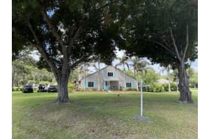 709 Savannah Street, Fort Pierce, FL 34982 - MLS#B26033110