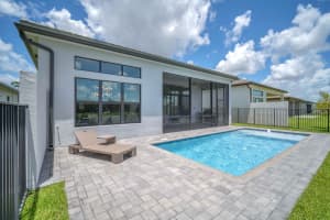 9651 Spruce Woods Drive, Boynton Beach, FL 33473 - MLS#B26033111