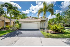 1252 Sabal Trail, Weston, FL 33327 - MLS#B26033113