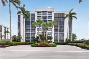 6845 Willow Wood Drive, Boca Raton, FL 33434 - MLS#B26033114