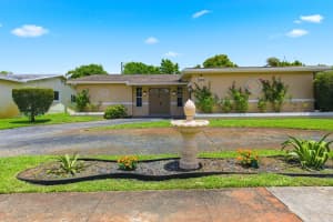 10691 NW 26th Pl, Sunrise, FL 33322, - MLS#B26033187