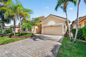 7200 Veneto Drive, Boynton Beach, FL 33437 - MLS#B26033192