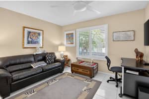 10015 Hickorywood Place, Boynton Beach, FL 33437 - MLS#B26033234