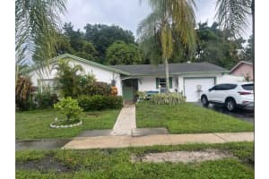 8700 45th Court, Lauderhill, FL 33351 - MLS#B26033254