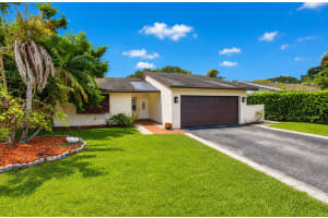 9510 Affirmed Lane, Boca Raton, FL 33496 - MLS#B26033276