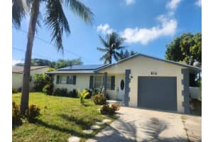816 8th Avenue, Boynton Beach, FL 33426 - MLS#B26033278