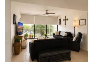 6193 Balboa Circle, Boca Raton, FL 33433 - MLS#B26033291