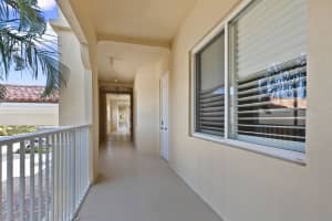 34 Harbour Isle Dr W 204, Fort Pierce, FL 34949, Fort Pierce, FL 34949 - MLS#B26033300