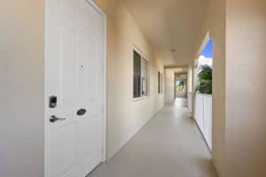 34 Harbour Isle Dr W 204, Fort Pierce, FL 34949, Fort Pierce, FL 34949 - MLS#B26033300