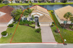 524 Blue Lake Drive, Port Saint Lucie, FL 34986 - MLS#B26033311