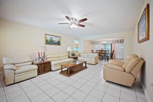 4245 115th Avenue, Sunrise, FL 33323 - MLS#B26033313