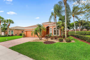 8240 Parini Way, Lake Worth, FL 33467 - MLS#B26033338