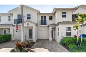 6989 Pines Circle, Coconut Creek, FL 33073 - MLS#B26033384