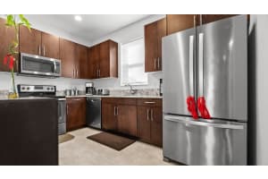 6989 Pines Circle, Coconut Creek, FL 33073 - MLS#B26033384