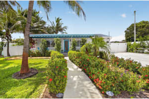 468 Ocean Avenue, Boynton Beach, FL 33435 - MLS#B26033394