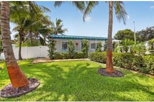 468 Ocean Avenue, Boynton Beach, FL 33435 - MLS#B26033394