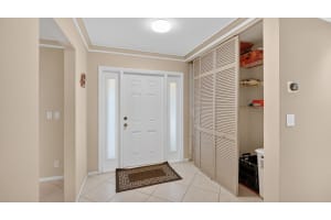 2808 Carambola Cir Circle, Coconut Creek, FL 33066 - MLS#B26033458