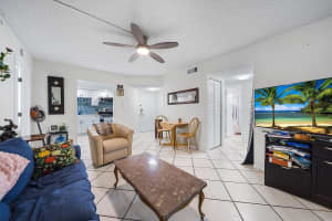 1507 Royal Green Circle, Port Saint Lucie, FL 34952 - MLS#B26033500