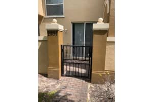 2905 Hidden Hills Road 2201, West Palm Beach, Fl 33411, West Palm Beach