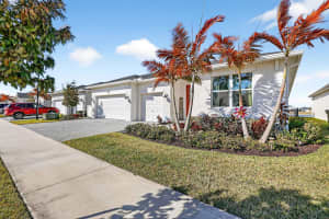 6350 Sweetwood Drive, Port Saint Lucie, FL 34987 - MLS#B26033532