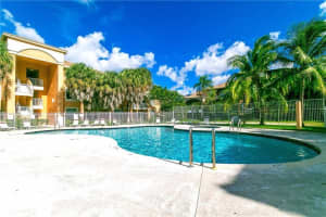 6900 39th Street, Davie, FL 33314 - MLS#B26033537