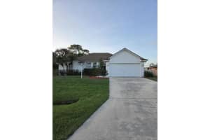 547 Butler Avenue, Port Saint Lucie, FL 34983 - MLS#B26033600