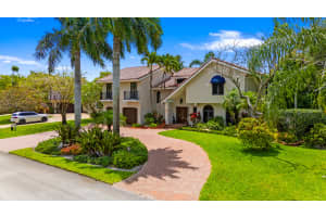 8540 Lake Dasha Drive, Plantation, FL 33324 - MLS#B26033621