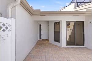 6670 Canary Palm Circle, Boca Raton, FL 33433 - MLS#B26033634