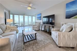 1950 Palm City Road, Stuart, FL 34994 - MLS#B26033686