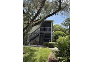 8228 Croft Circle, Hobe Sound, FL 33455 - MLS#B26033873