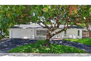 1761 107th Avenue, Pembroke Pines, FL 33026 - MLS#B26033902