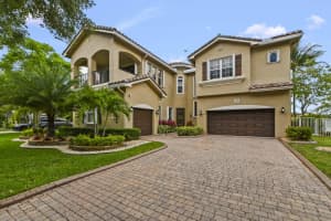 458 Cresta Circle, West Palm Beach, FL 33413 - MLS#B26033919