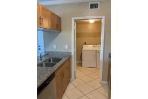 6410 Emerald Dunes 202 Drive, West Palm Beach, FL 33411 - MLS#B26033922