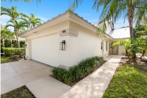 109 Harbourside Circle, Jupiter, FL 33477 - MLS#B26033942