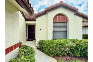 10975 Dolphin Palm Court, Boynton Beach, FL 33437 - MLS#B26033966