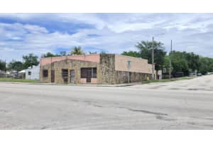 4201 Nw 17th Avenue, Miami