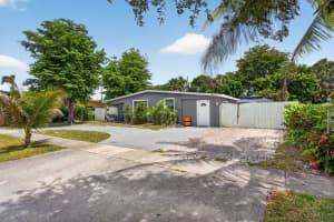 3420 5th Court, Lauderhill, FL 33311 - MLS#B26034059