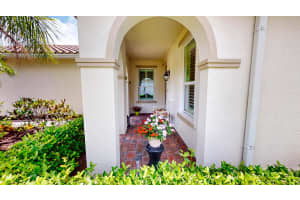 9763 Chestwood Avenue, Port Saint Lucie, FL 34987 - MLS#B26034137