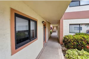 15401 Pembridge Avenue, Delray Beach, FL 33484 - MLS#B26034142