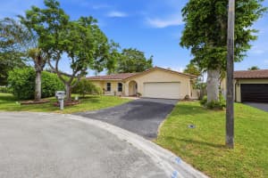 11748 28th Street, Coral Springs, FL 33065 - MLS#B26034211