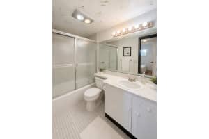 8990 Hollybrook Boulevard, Pembroke Pines, FL 33025 - MLS#B26034239