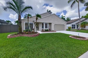 13560 9th Court, Davie, FL 33325 - MLS#B26034269