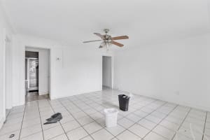 2476 15th Street, Miami, FL 33125 - MLS#B26034291