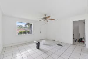 2476 15th Street, Miami, FL 33125 - MLS#B26034291