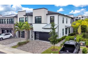 8358 7th Place, Plantation, FL 33324 - MLS#B26034342
