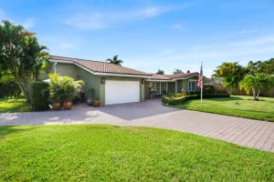 1755 Terra Mar Drive, Lauderdale By The Sea, FL 33062 - MLS#B26034360