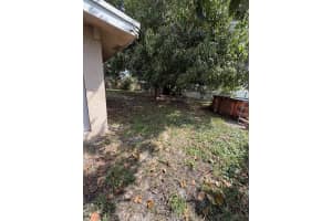 104 Swan Pkwy Parkway, Royal Palm Beach, FL 33411 - MLS#B26034416