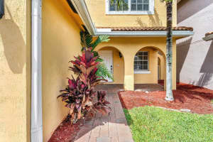 3260 Commodore Court, West Palm Beach, FL 33411 - MLS#B26034459